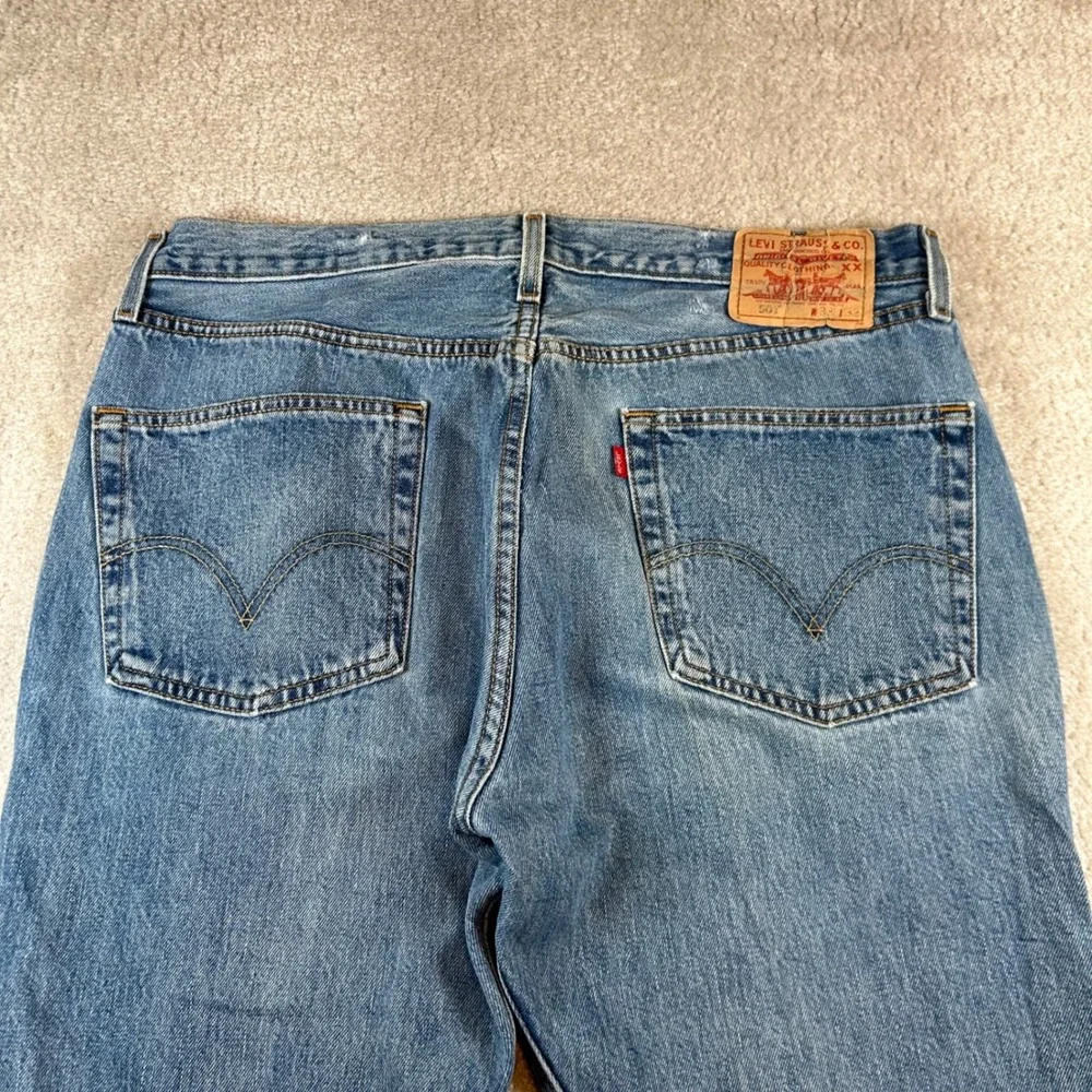 VTG Levis 501 Original Fit Jeans Mens 36x32 Blue Medium Wash Straight Button Fly